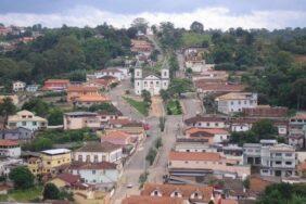 Floricultura Cemitério Municipal de Lagoa Dourada – MG