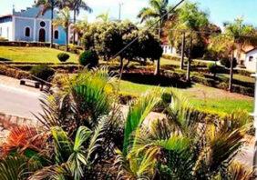 Floricultura Cemitério Municipal de Cristália